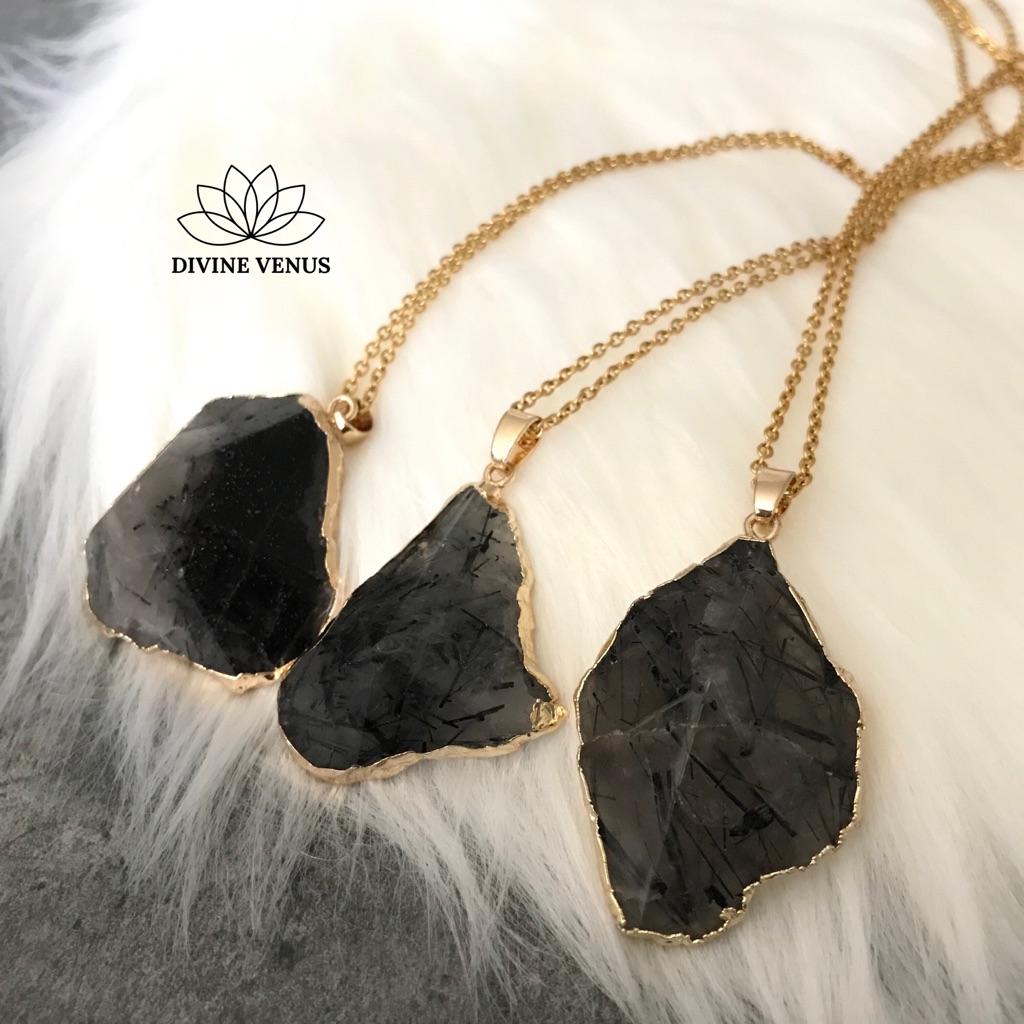 Tourmalinated Quartz Pendant Necklace 26$